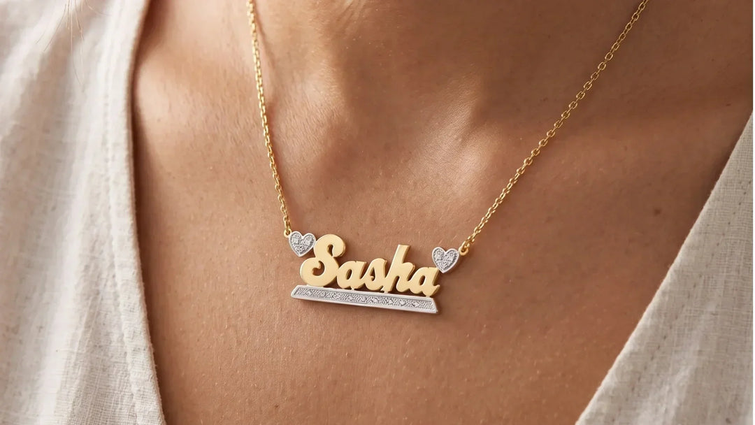 The Nameplate Necklace Your Daughter Will Still Be Wearing 20 Years From Now